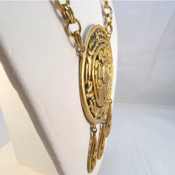 Vintage Signed Tortolani Gold Plated Mayan Design Pendant Necklace - Picture 8 of 12